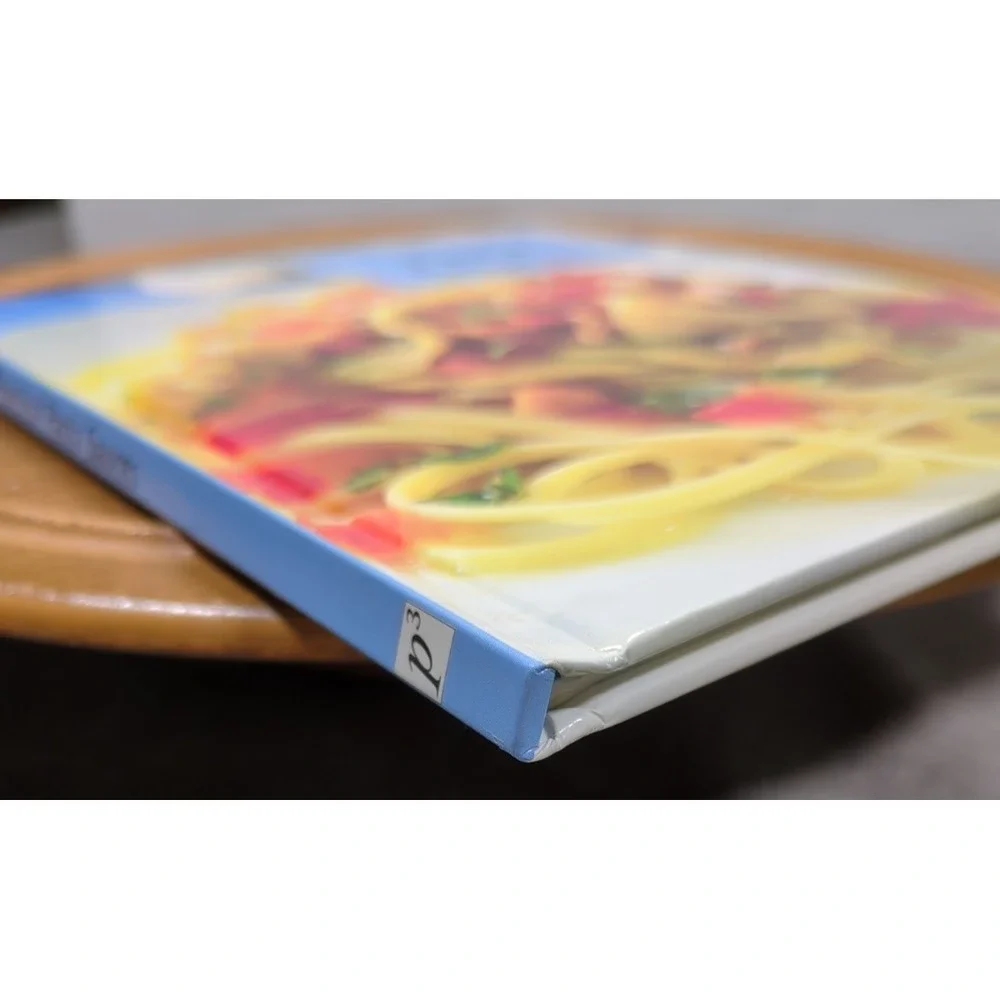 2003 Practical Pasta Sauces VTG Cookbook Published‎ by P3, Parragon, UK 32 pages